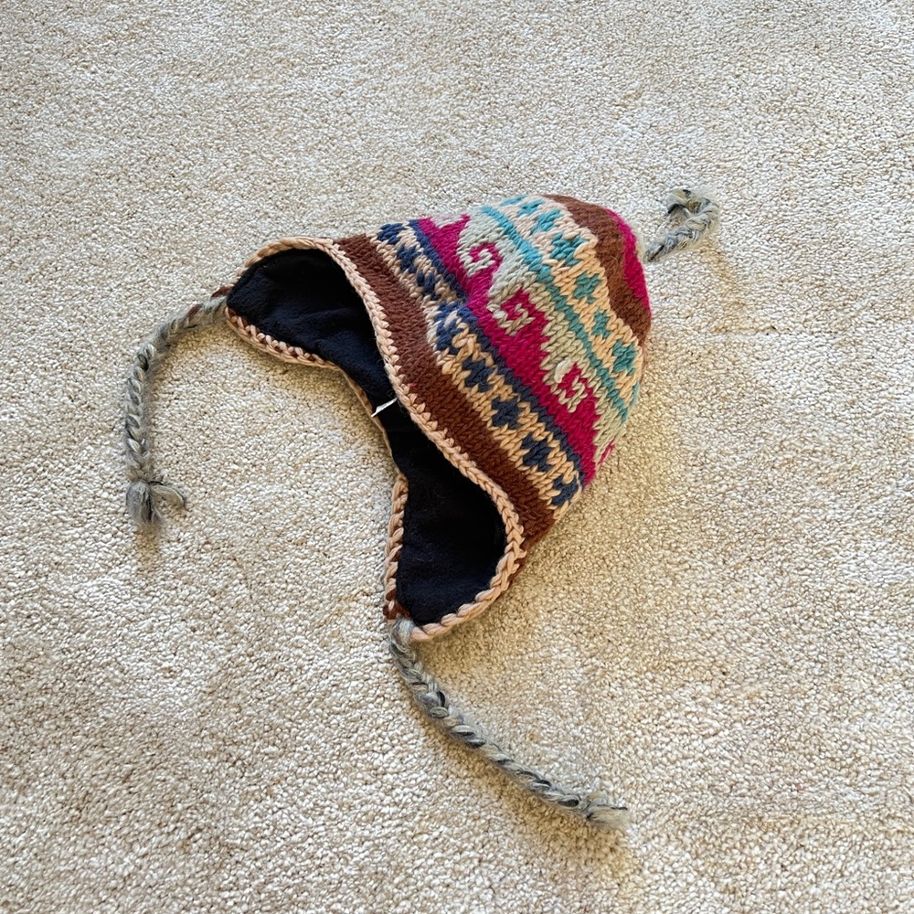 100% Wool Winter Beanie Fleece Lined Toque Cap Ear Flaps Sherpa Made in Nepal